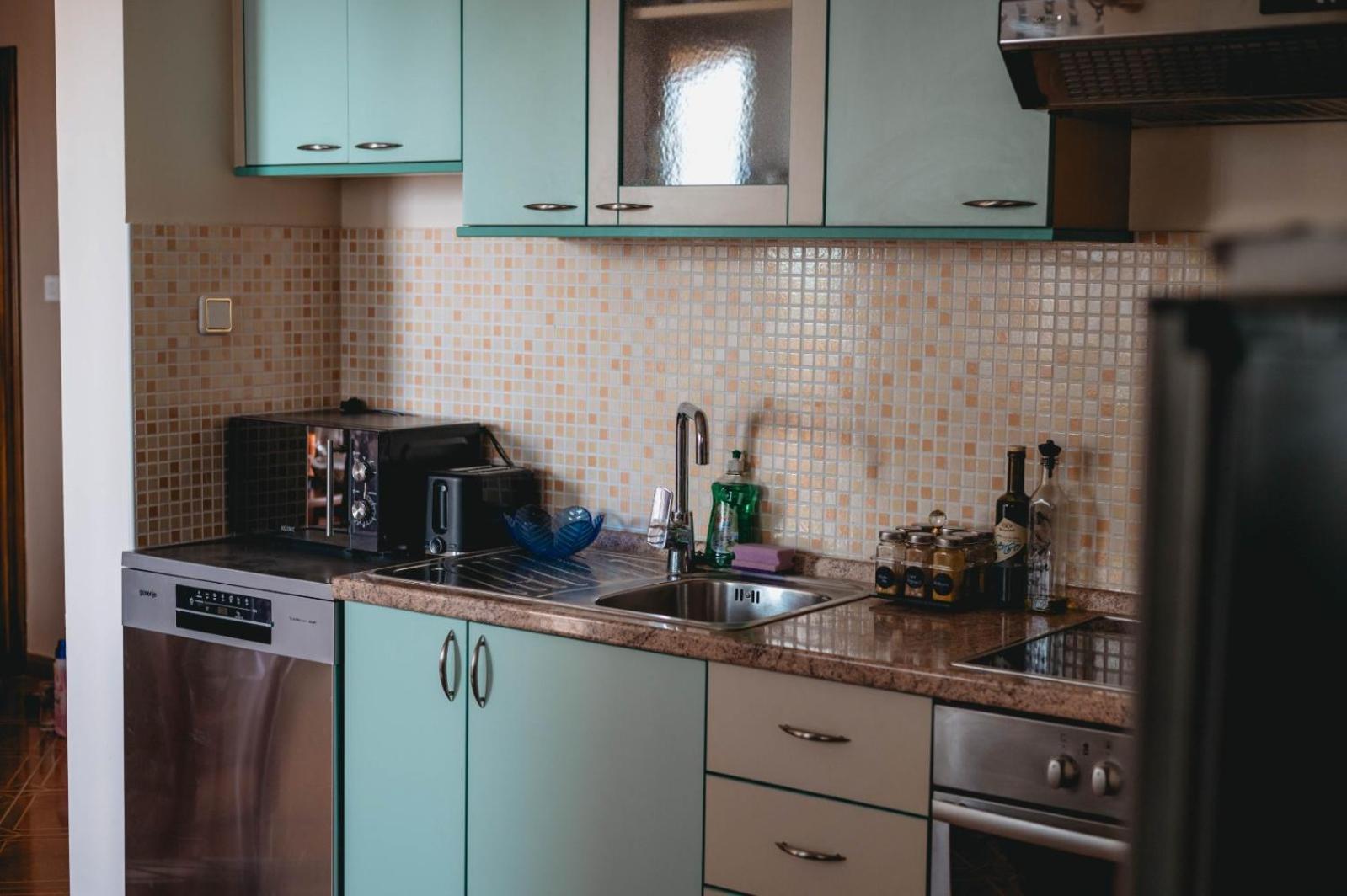 Adriatic Oasis Apartments Preko Luaran gambar
