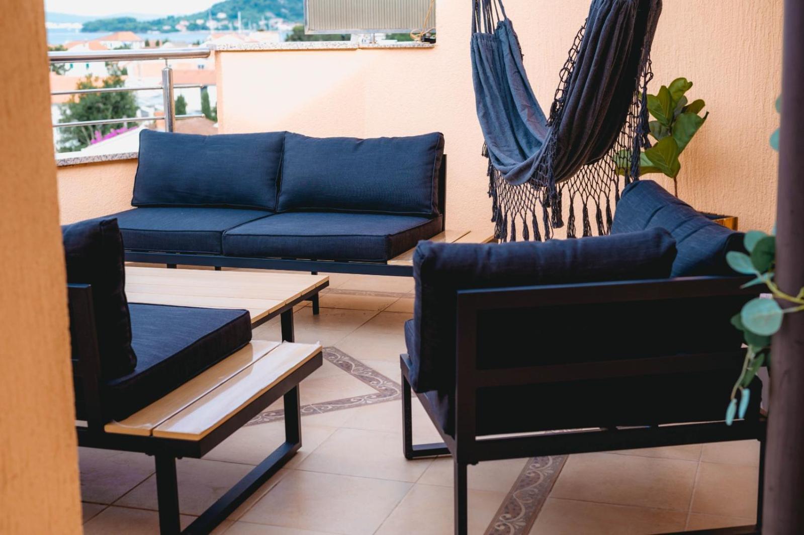Adriatic Oasis Apartments Preko Luaran gambar